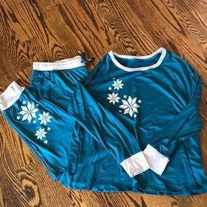 Cuddl Duds pajama set. New without tags. Size XL